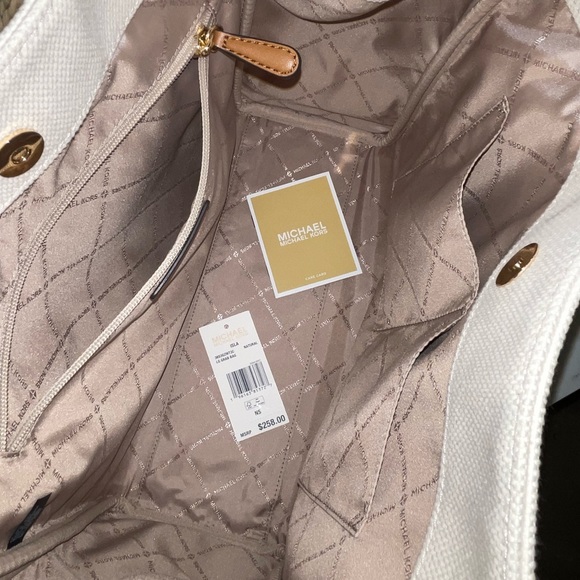 MICHAEL KORS ISLA canvas large shoulder bag NWT - Picture 4 of 7